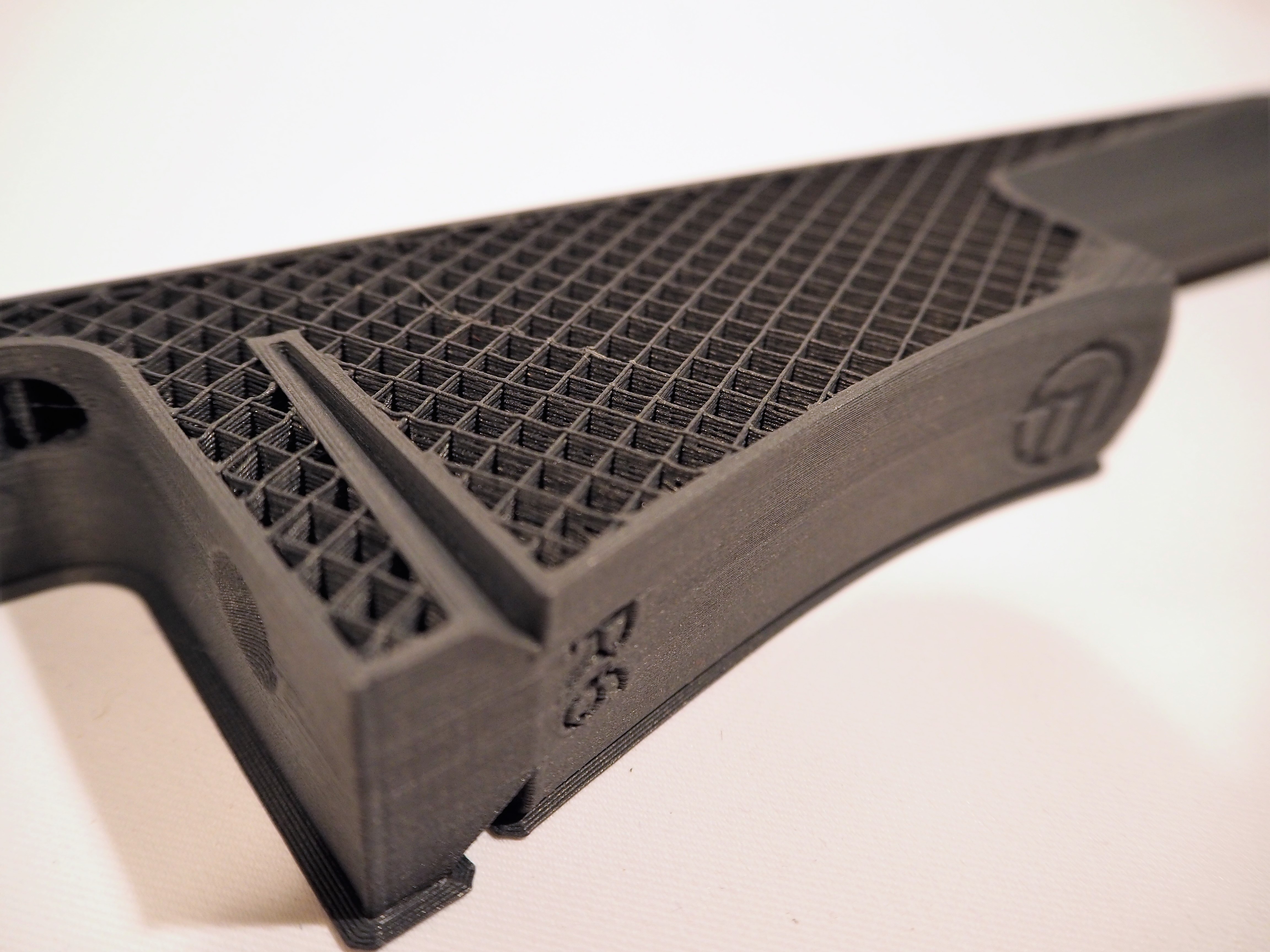 3D Printed Lattice Structures  and Generative  Design  